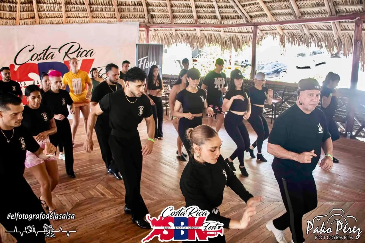 Taller bajo el rancho
